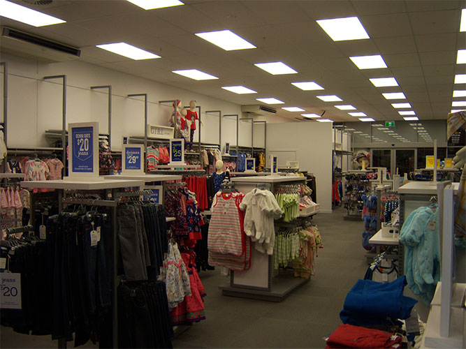 Photo 029 - Shop Fitting